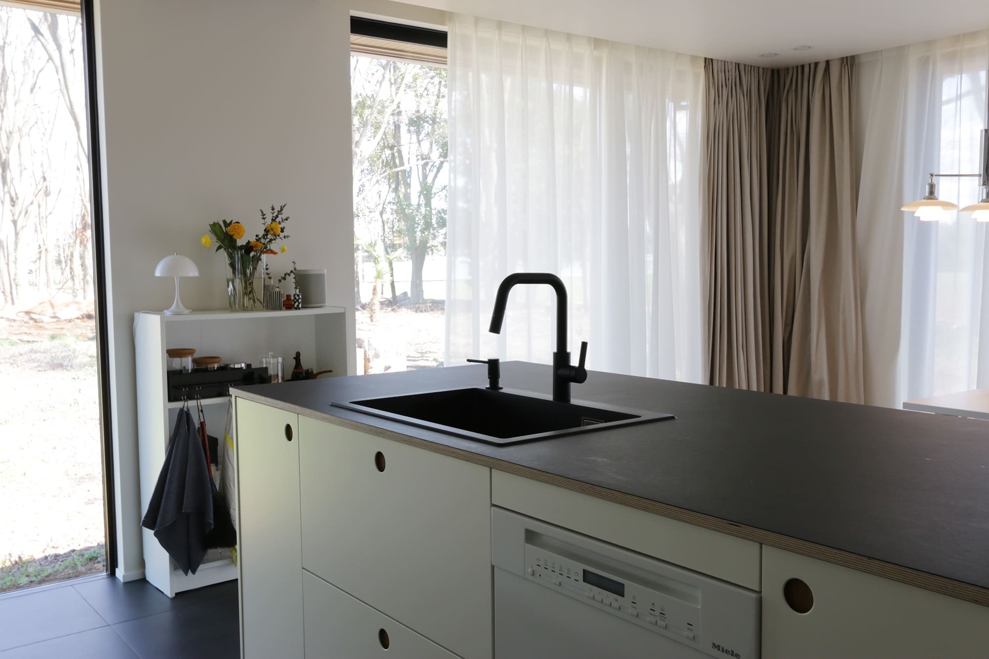 クォーツシンク シングル ブラック KB-KC031-01-G173 「クォーツシンクシングル ブラック」の事例