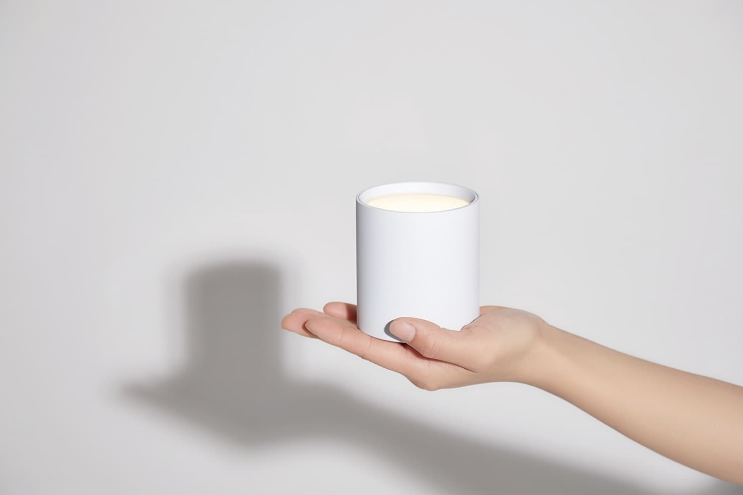 シーリングダウンライト 100W相当 ホワイト LT-OT009-01-G141 サイズ感はこのくらい