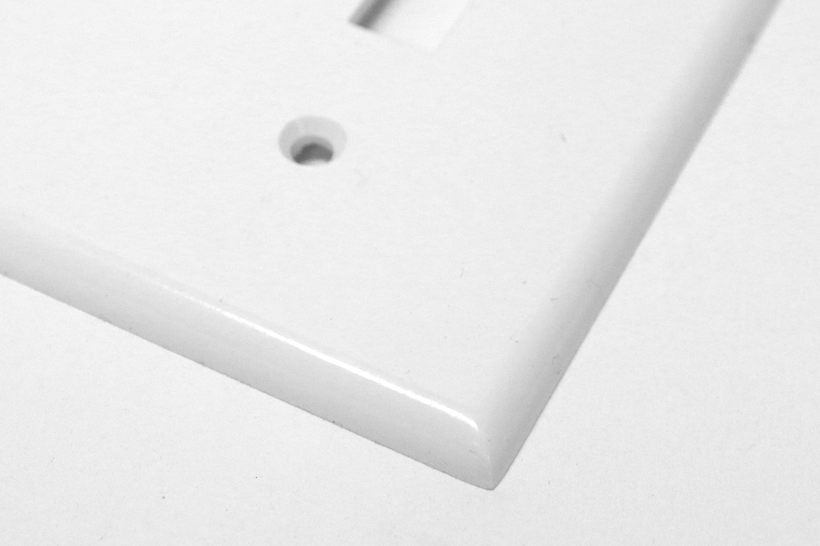 アメリカンスイッチ プレート2口 (P-WH) LT-PS008-07-G141 プラスチックのホワイトプレート