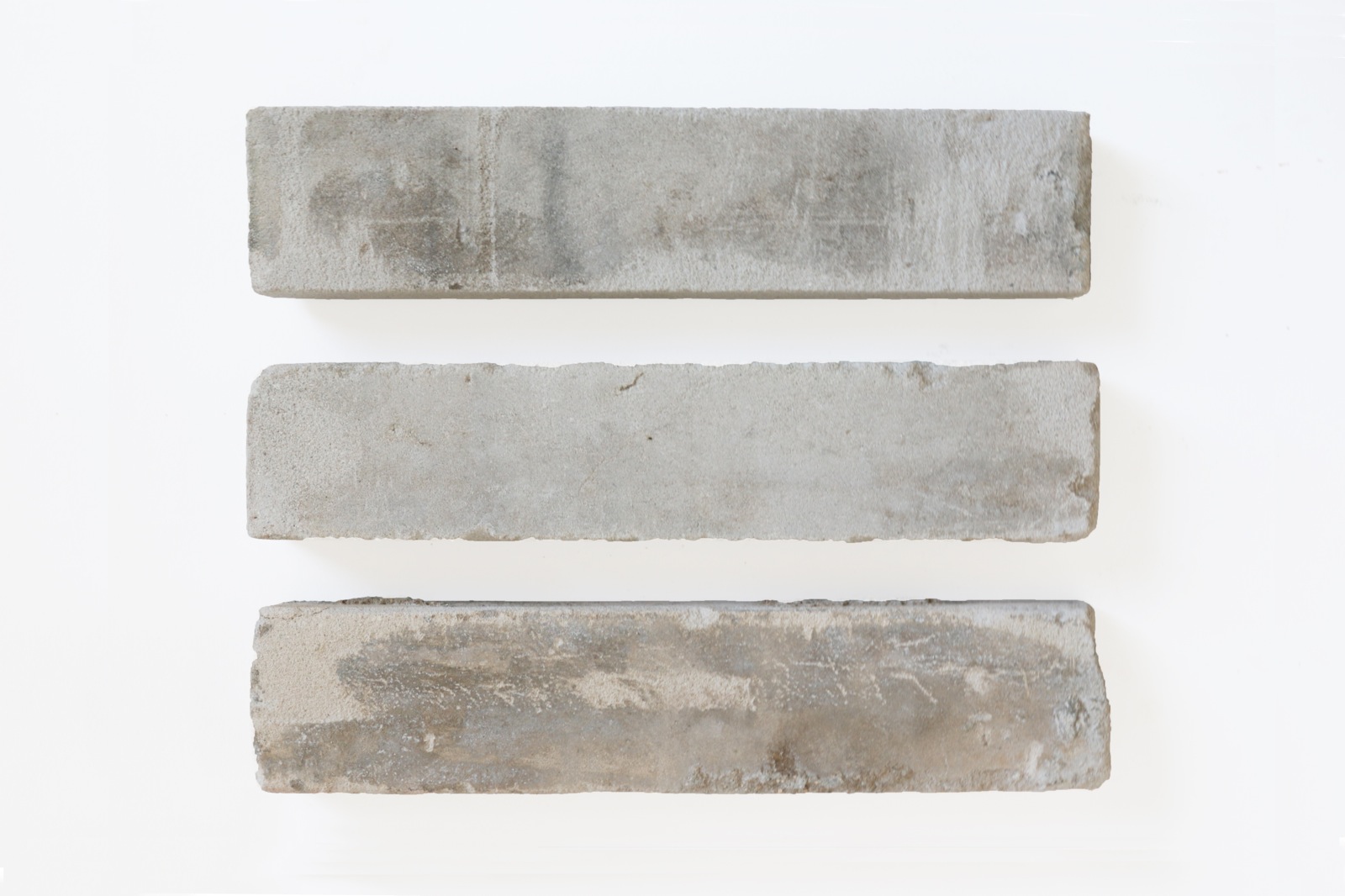 チャイナブリック 大連ホワイト（古材） WL-TL017-05-G141 この3種類くらいの色むらの巾があります