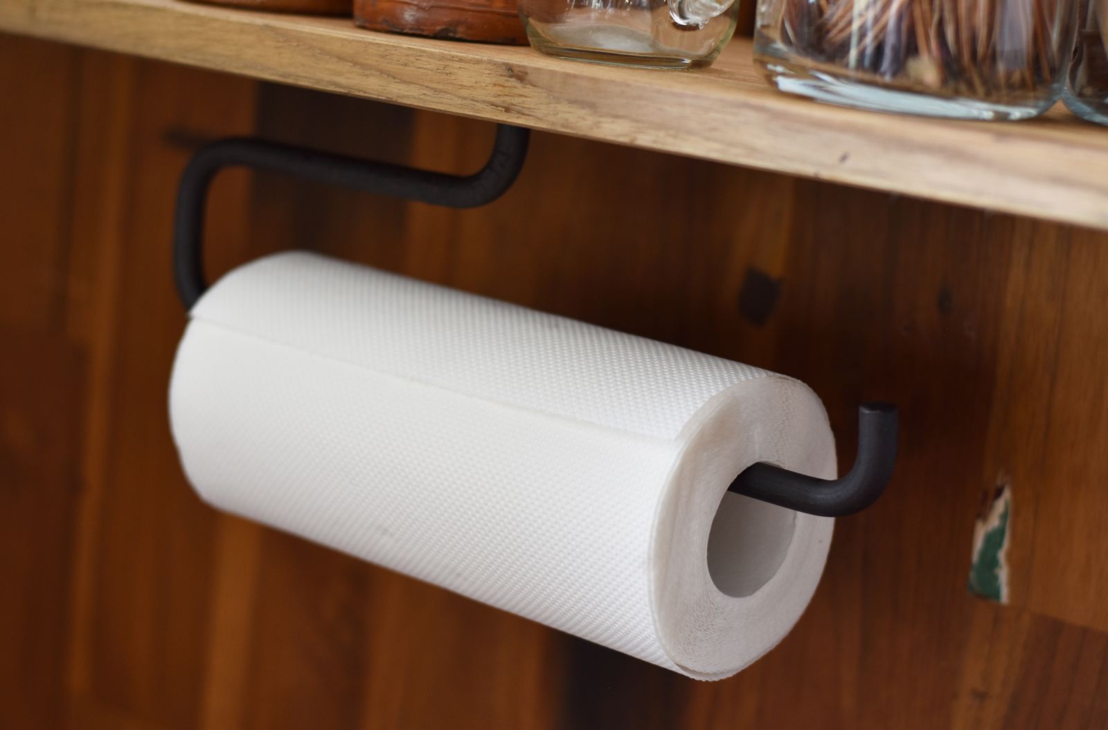 アイアンペーパーホルダー ロング 上面付け KB-AC013-04A-G141 長いのでキッチンペーパーも掛けられます