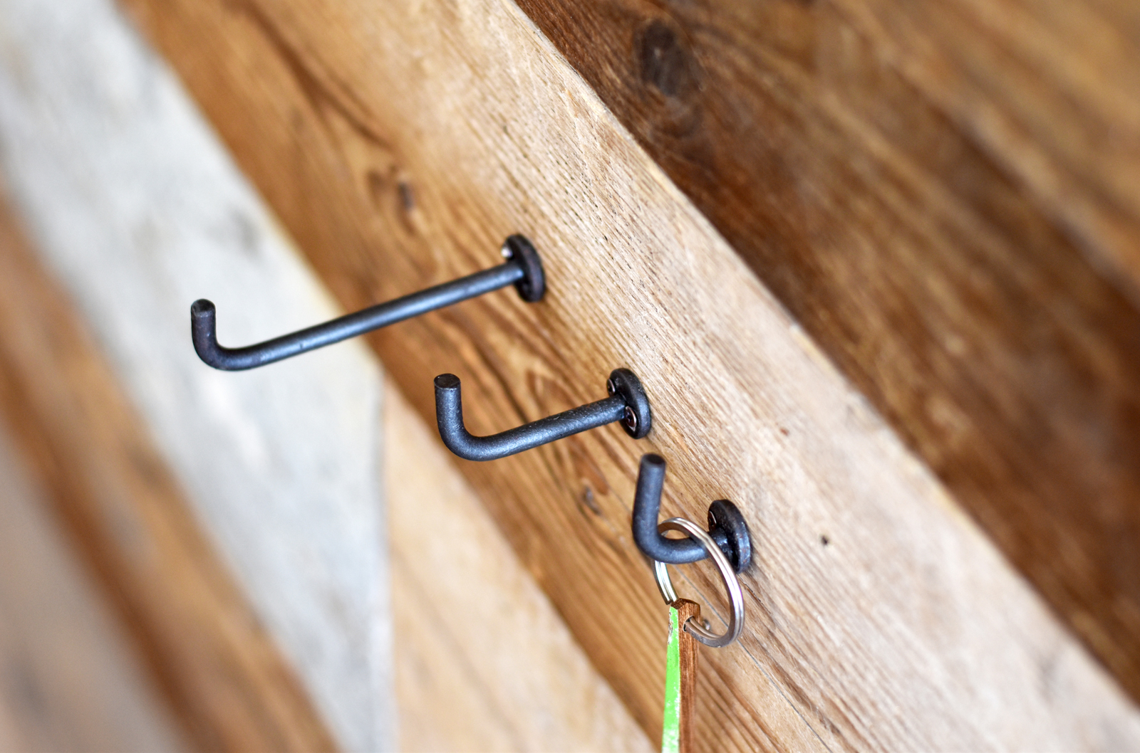 アイアンフック 丸棒 L型フック D90 PS-HB009-03C-G141 鍵など小物収納に便利