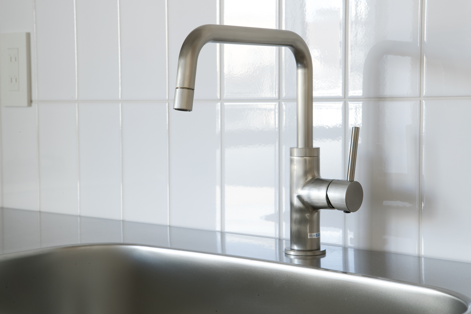 ニッケルサテン水栓 ベントネック混合栓 KB-TP005-01-G141