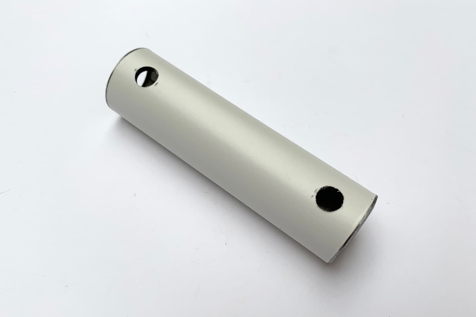 アイアンハンガーパイプ 吊りパイプ H100用 ホワイト PS-HB008-28-G141 吊り用のパイプです